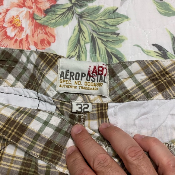 Men’s shorts - Picture 2 of 3